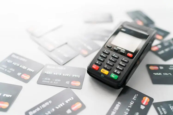 城市湿地公园：自然与都市的和谐共生画卷